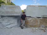 Marble horror picture show: erratic blocks in Apuane
